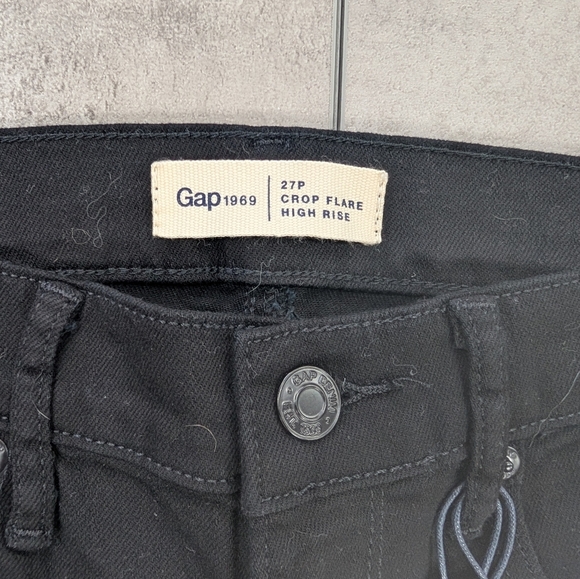 Gap Women's Crop Flair High Rise Black Wash Jeans Size 27 Petite NWT - Picture 3 of 11